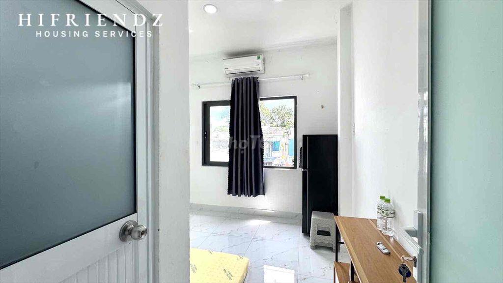 STUDIO BAN CÔNG CỬA SỔ THOÁNG MÁT ĐI BỘ QUA SGU ĐHSP - GẦN Q10 Q1 Q3