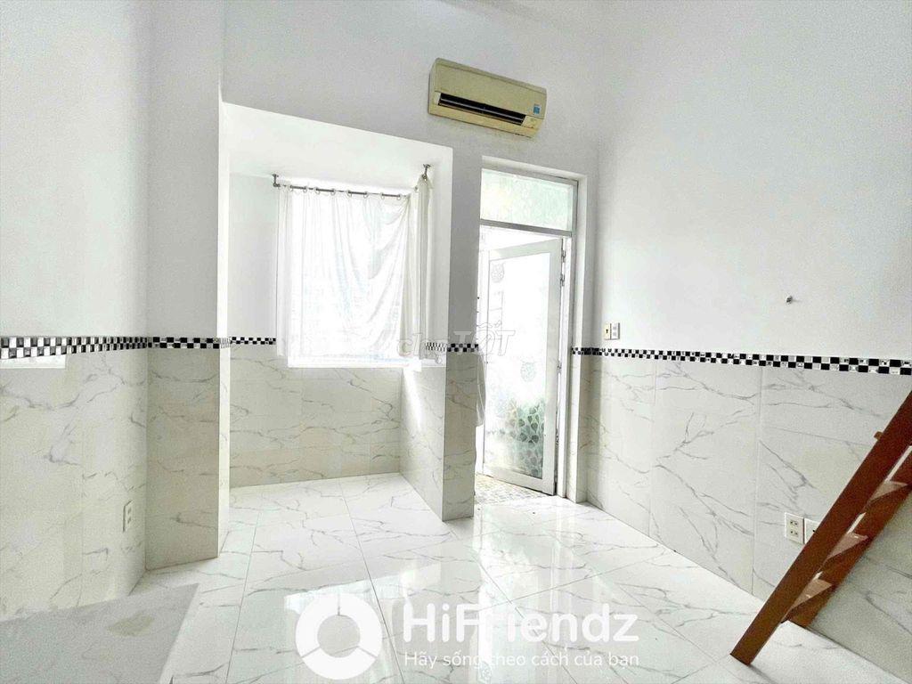 DUPLEX SINH VIÊN BAN CÔNG SIÊU THOÁNG NGAY CẦU NGUYỄN VĂN CỪ