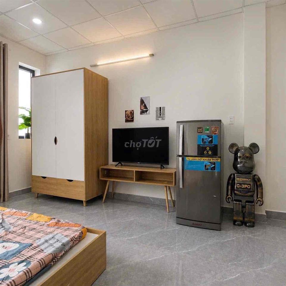 STUDIO BAN CÔNG FULL NỘI THẤT CAO CẤP - MÁY GIẶT RIÊNG SIÊU ĐẸP GẦN Q5