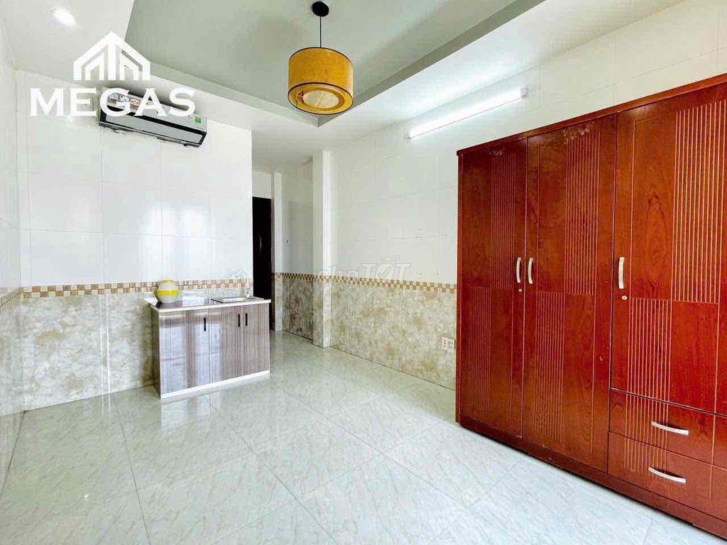 STUDIO BAN CÔNG SIÊU THOÁNG NGAY TRỤC VÕ VĂN KIỆT Q5 Q6