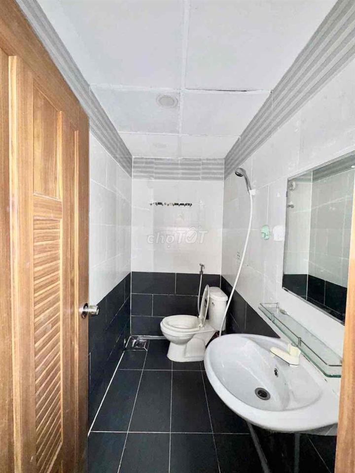 STUDIO FULL NỘI THẤT THUẬN TIỆN CẦU NGUYỄN VĂN CỪ Q5 Q8 Q1 Q4 Q7