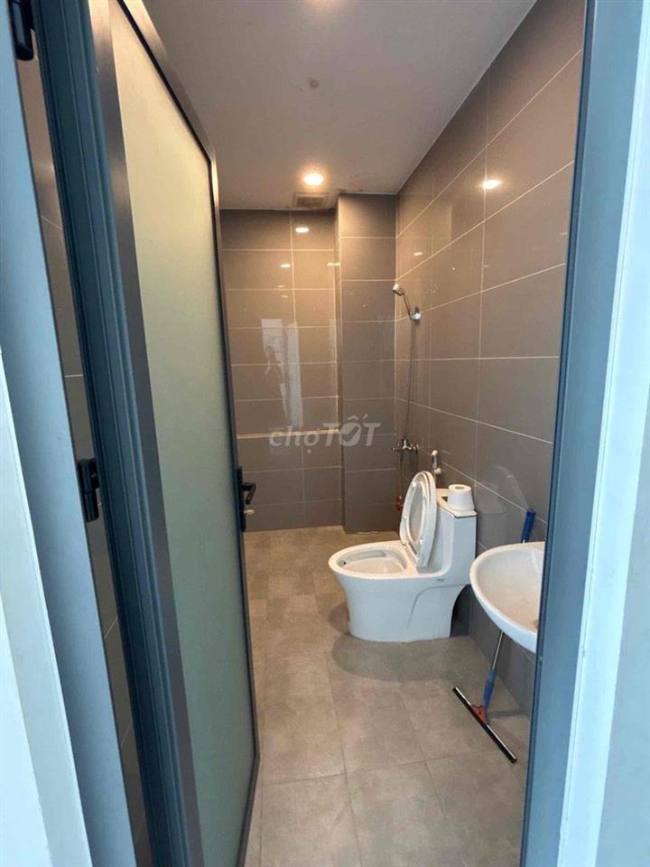 PHÒNG TRỌ BAN CÔNG SIÊU THOÁNG, SIÊU RỘNG GẦN UEH N, VHU -M