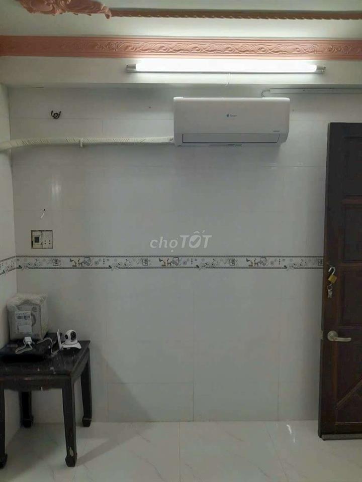 Phòng trọ cho thuê đường thành thái 16m2, sạch đẹp thoáng mát p14q10.