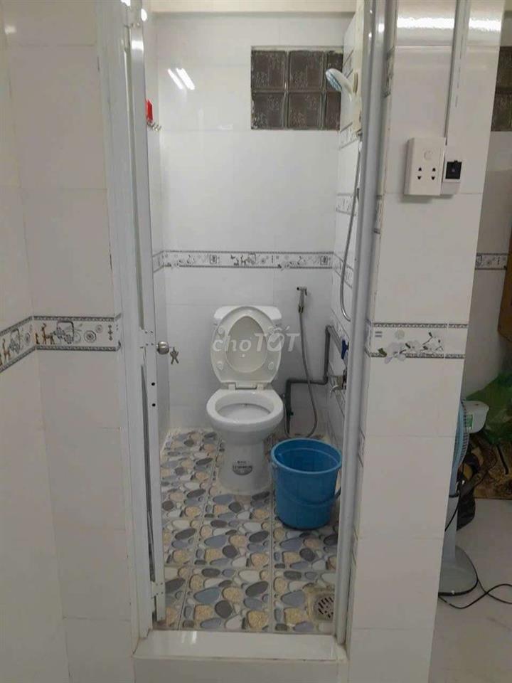 Phòng trọ cho thuê đường thành thái 16m2, sạch đẹp thoáng mát p14q10.