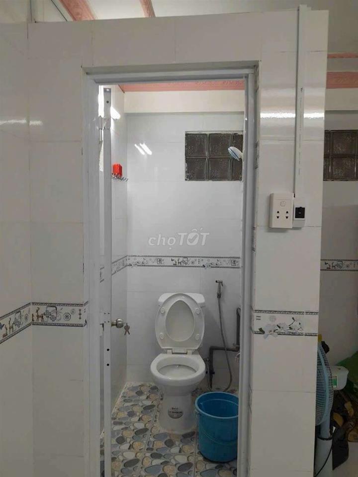 Phòng trọ cho thuê đường thành thái 16m2, sạch đẹp thoáng mát p14q10.