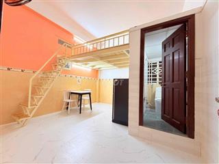 PHÒNG TRỌ CÓ GÁC CMT8, QUẬN 10 GẦN ĐẠI HỌC UEH, BÁCH KHOA, HUFLIT