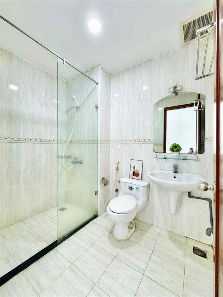 PHÒNG TRỌ TRẦN THIỆN CHÁNH Q10 CỬA SỔ – GẦN ĐH BÁCH KHOA, HUFLIT, UEH