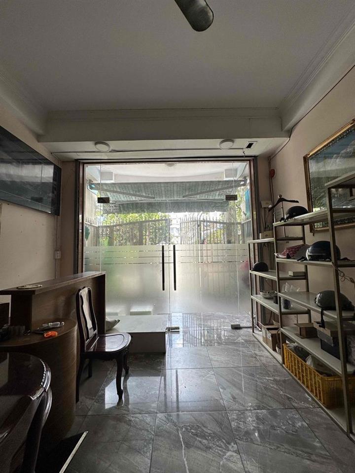 Cho thuê mặt bằng hẻm Quận 10