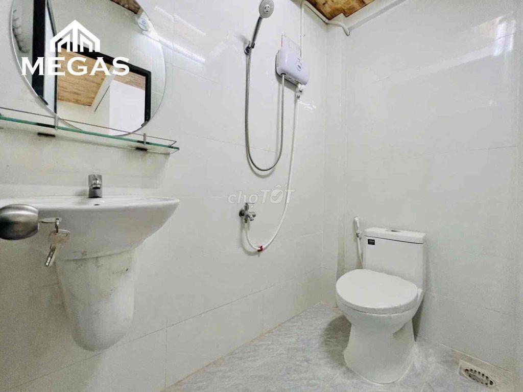 PHÒNG TRỌ CÓ GÁC NGAY CÔNG VIÊN LÊ THỊ RIÊNG ĐƯỜNG BẮC HẢI QUẬN 10