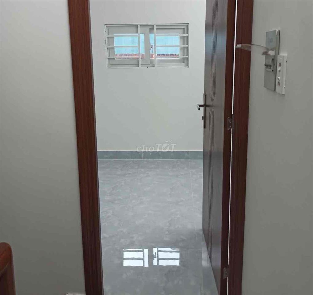 Phòng trọ 8m2 cho 1 NỮ mướn - đường Vĩnh Viễn. Q10