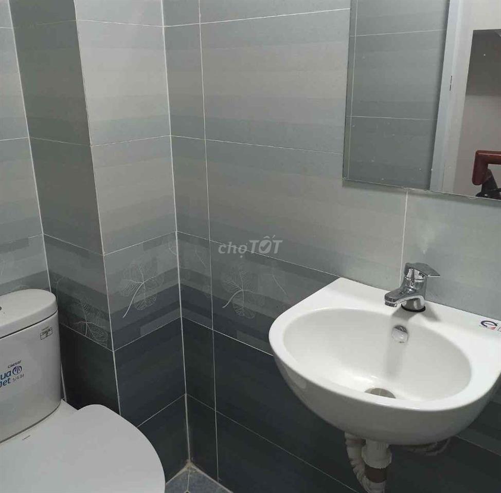 Phòng trọ 8m2 cho 1 NỮ mướn - đường Vĩnh Viễn. Q10
