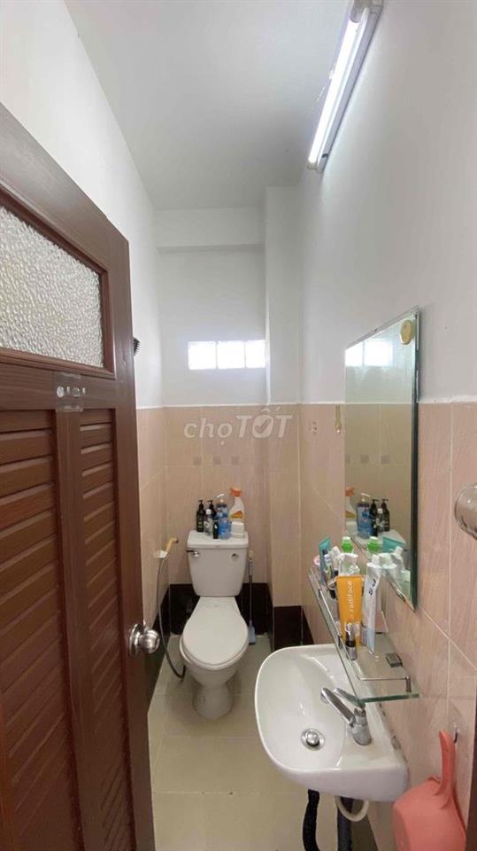 Em pass phòng ạ, em hỗ trợ 500k tiền cọc và có thể thương lượng thêm a