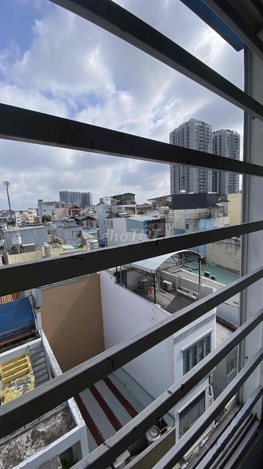 Em pass phòng ạ, em hỗ trợ 500k tiền cọc và có thể thương lượng thêm a