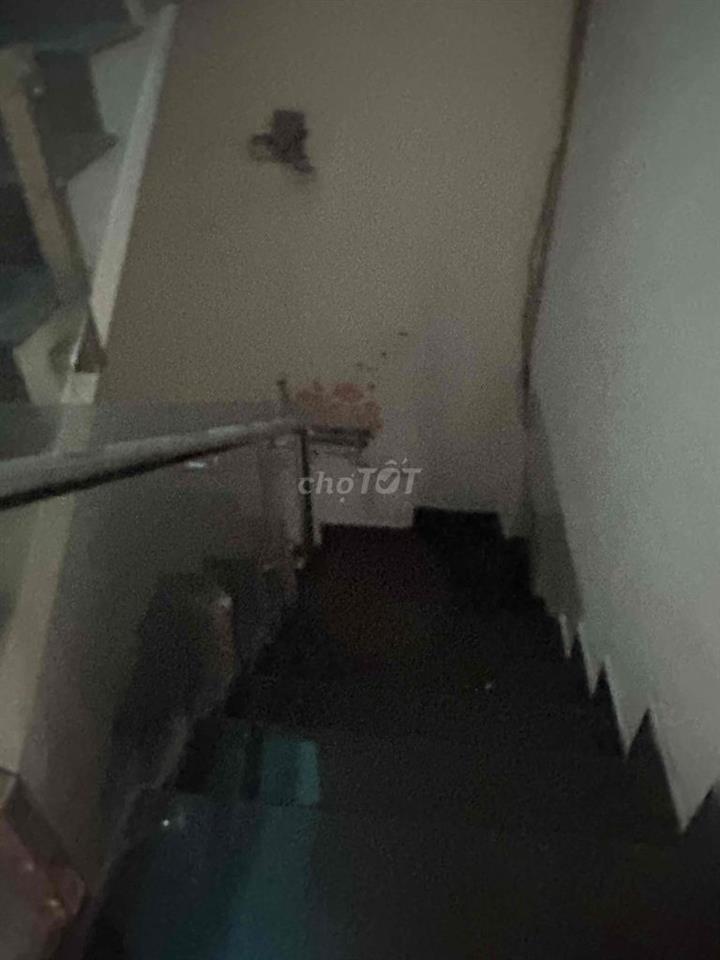 nhà khu an ninh thoáng sach