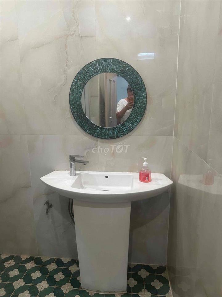 nhà khu an ninh thoáng sach