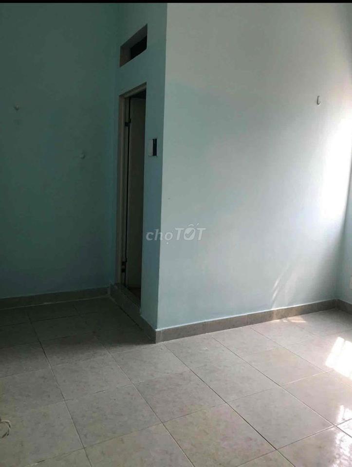 3tr Phòng trống, không nội thât