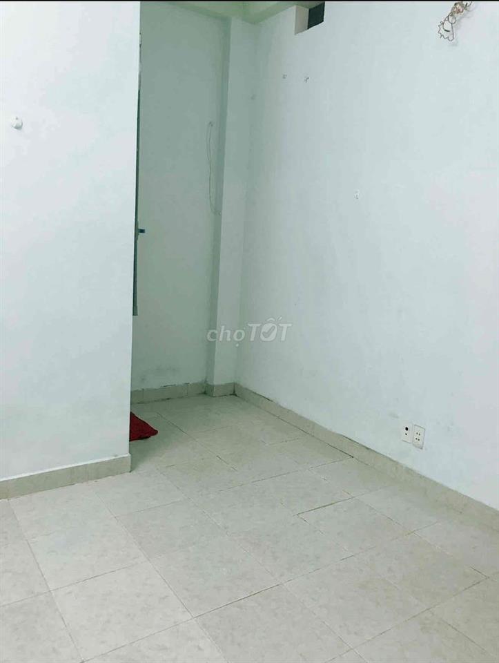 3tr Phòng trống, không nội thât
