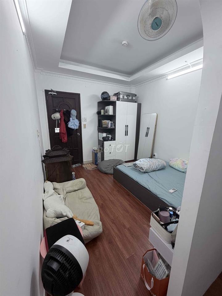 Pass lại phòng để về quê