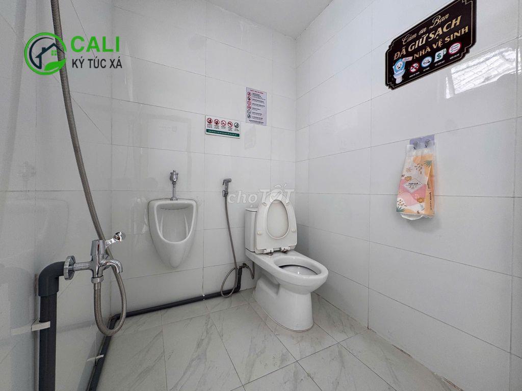 KTX Mới 100% Cư xá Bắc Hải Q.10 - 1Tr4 Bao Trọn Gói, Cọc 500K