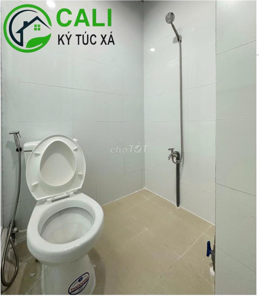 KTX Giá Rẻ Q11 - 1.1Tr Trọn Gói - Máy Lạnh 24/7 - Cho Shipper, NLĐ