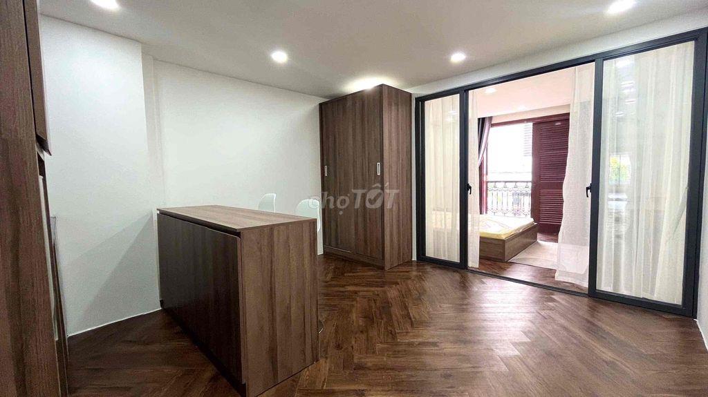 Studio tách bếp full nội thất ban công ngay đường 3/2
