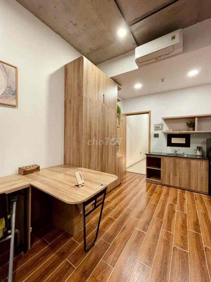 STUDIO MỚI FULL NỘI THẤT BAN CÔNG RỘNG NGAY ĐƯỜNG 3/2