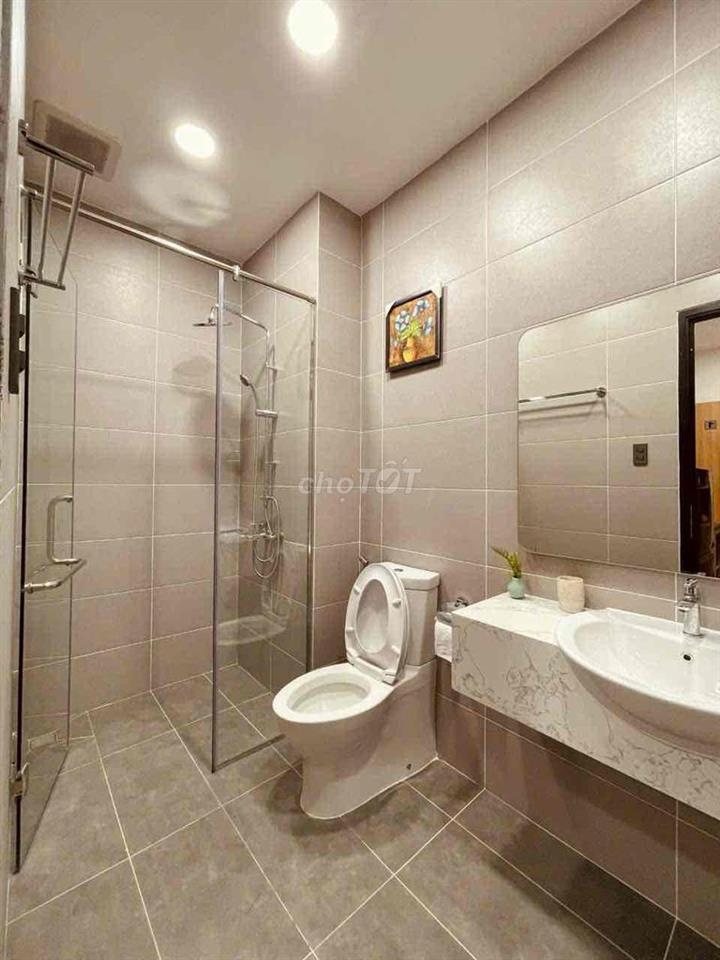 STUDIO MỚI FULL NỘI THẤT BAN CÔNG RỘNG NGAY ĐƯỜNG 3/2