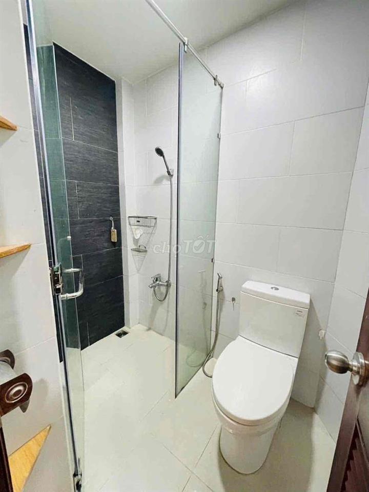 Căn 1 phòng ngủ full nội thất rộng 30m2 ngay Tô Hiến Thành Quận 10