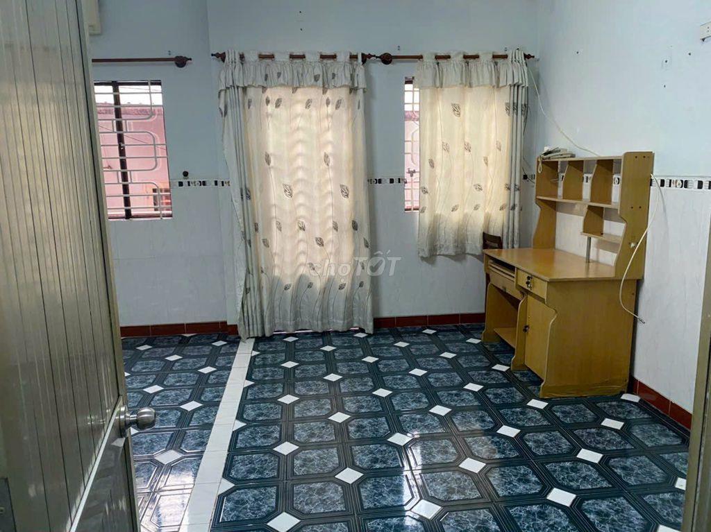 Cho thuê nguyên tầng 1, diện tích sử dụng khoảng 40m vuông, quận 10