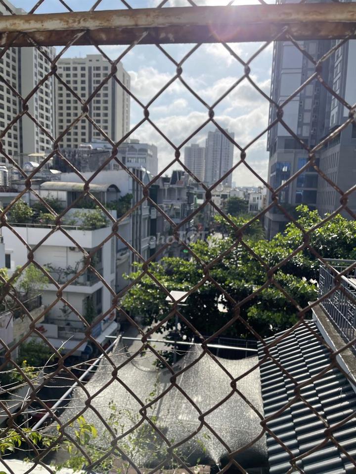 Cho thuê phòng trọ siêu rộng có sân cực rộng
