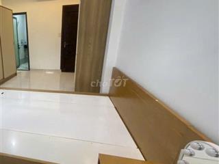 Cho thuê nguyên tầng p hoà hưng q10 có sân thượng