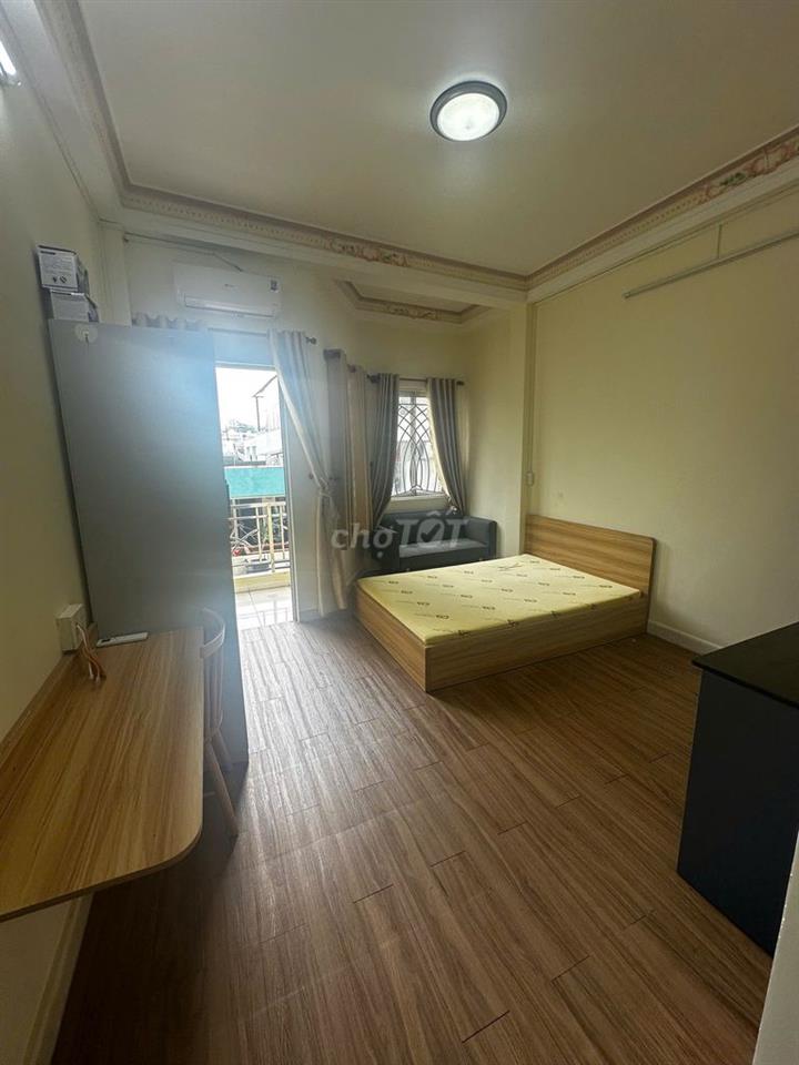PHÒNG BAN CÔNG - FULL NỘI THẤT - THÀNH THÁI, QUẬN 10
