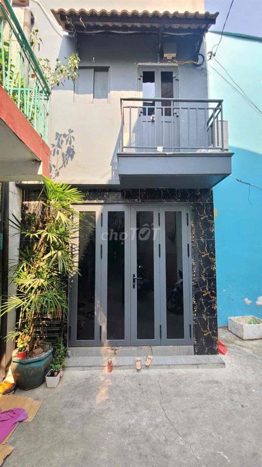 Nhà hẻm trung tâm Quận 6 cần bán