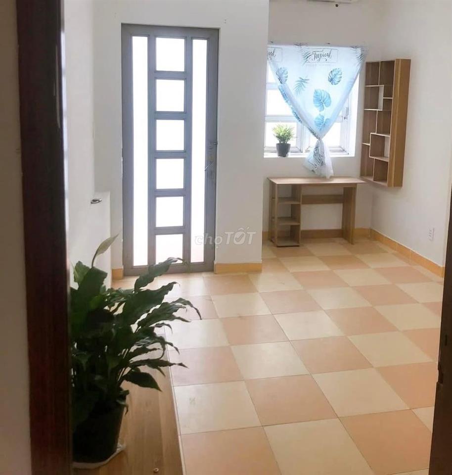 Phòng trọ full nội thất quận 10, gần UEH, Bách Khoa, Văn Hiến
