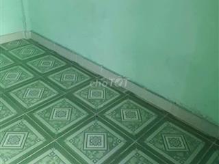 Còn trống 1  phòng cần cho thuê
