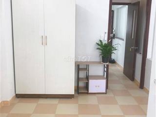 Cho thuê phòng trọ Quận 10 gần đại học UEH giá 4.5 tr