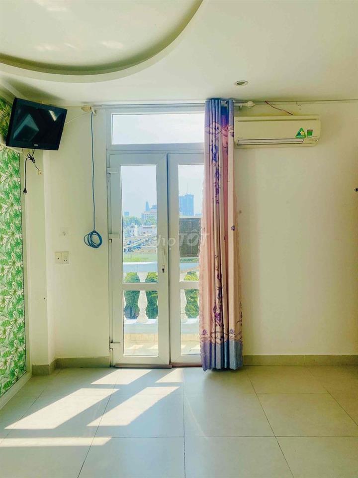CHỦ NHÀ CHO THUÊ PHÒNG SƯ VẠN HẠNH QUẬN 10 - 2 BAN CÔNG- FULL NỘI THÂT