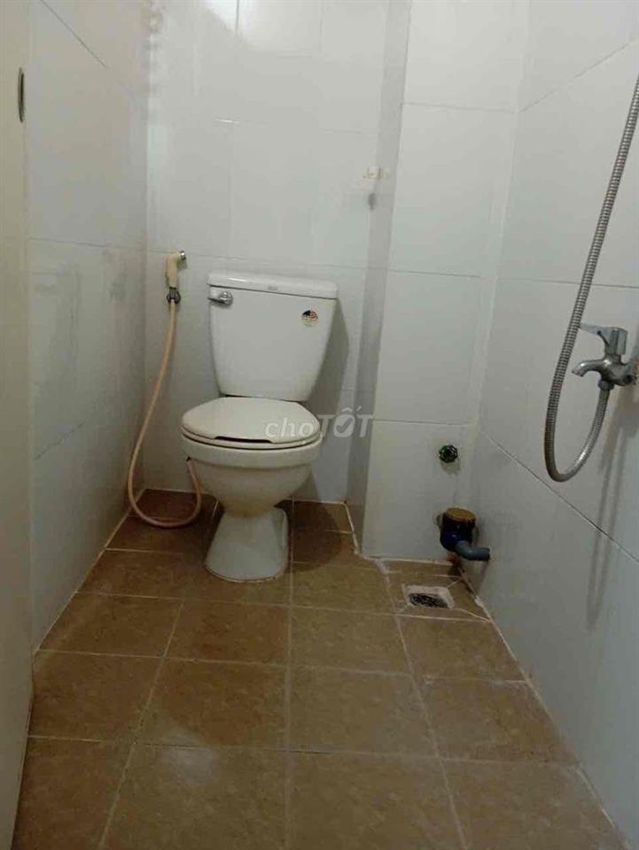Giá: 2tr6/tháng Q10 THÀNH THÁI - GẦN NGÃ TƯ 3/2 DƯỚI CHÂN CẦU VƯỢT 3/2