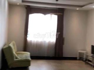 nhà mới dọn vô ớ ngay