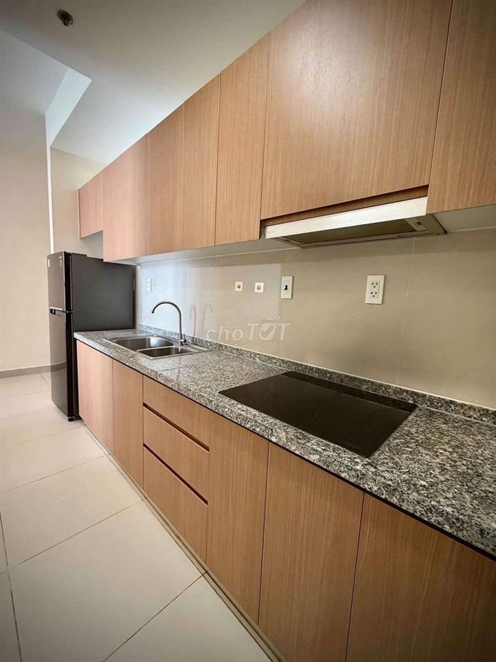 CHỦ ĐI NƯỚC NGOÀI BÁN RẺ 200 TRIỆU CĂN HỘ 2PN ,FULL NỘI THÂT,SỔ SẴN