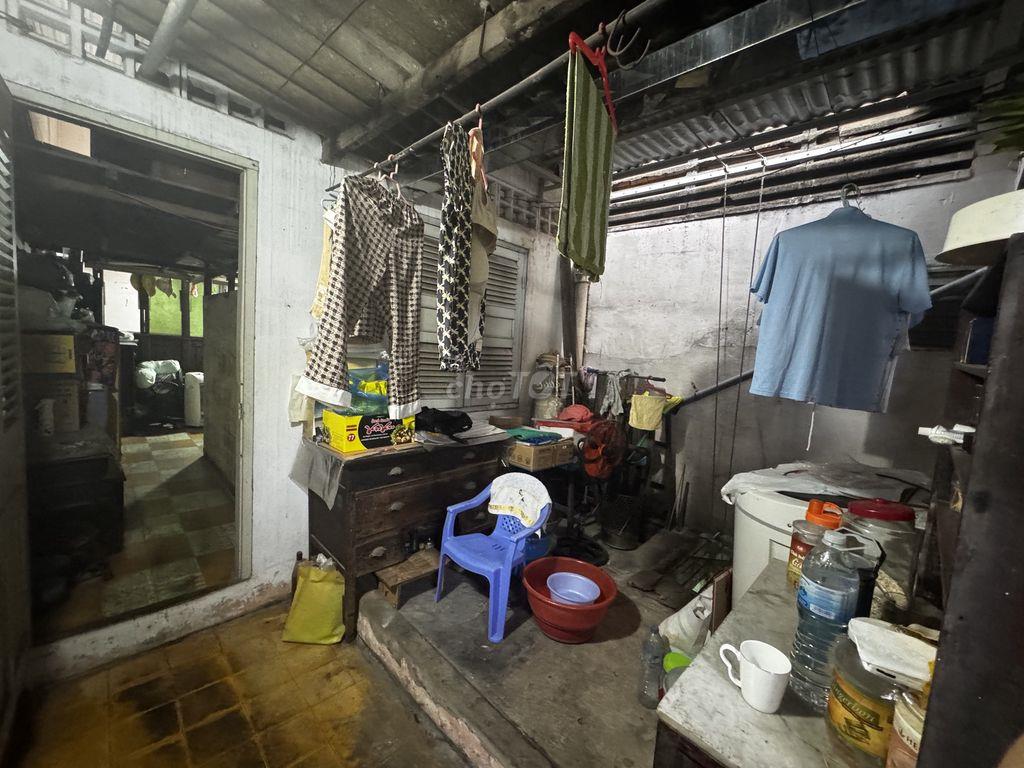 Hiếm Q11 - Căn Hộ Sổ Hồng Riêng 79m² (Sử dụng) Ngay Chợ - Chỉ 2,98 Tỷ!