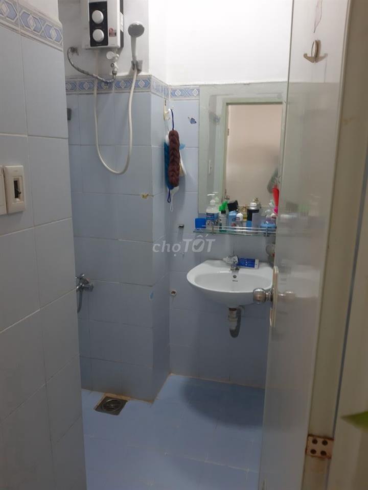 BÁN CĂN HỘ PHÚ THỌ Q11 - 2PN 2WC TẦNG CAO - CHỈ 3.5 TỶ (MỘT ĐỜI CHỦ)