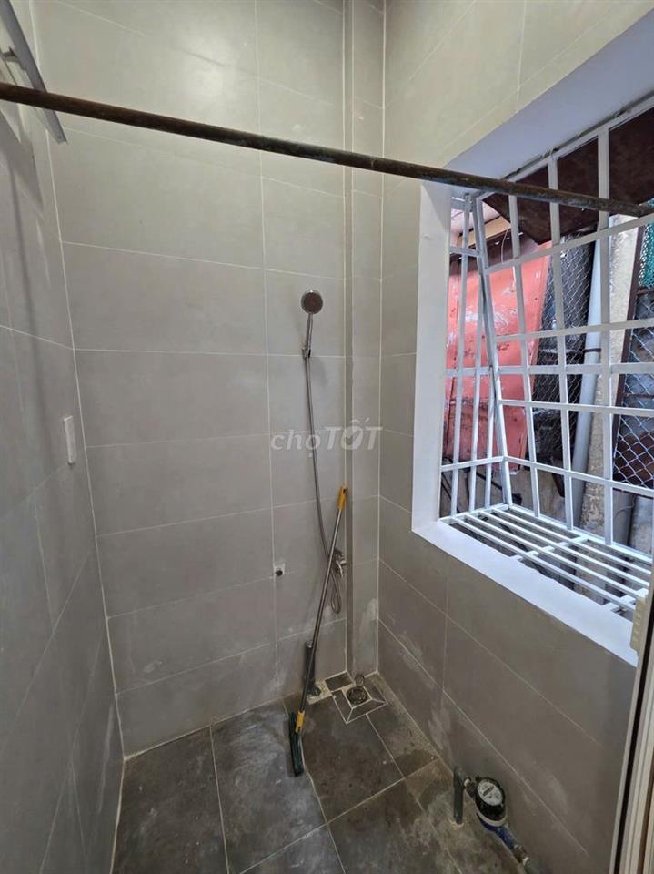 BÁN CĂN HỘ LẠC LONG QUÂN  – 42M2 (2PN/2WC) – NHÀ MỚI ĐẸP – GIÁ 2.49TỶ