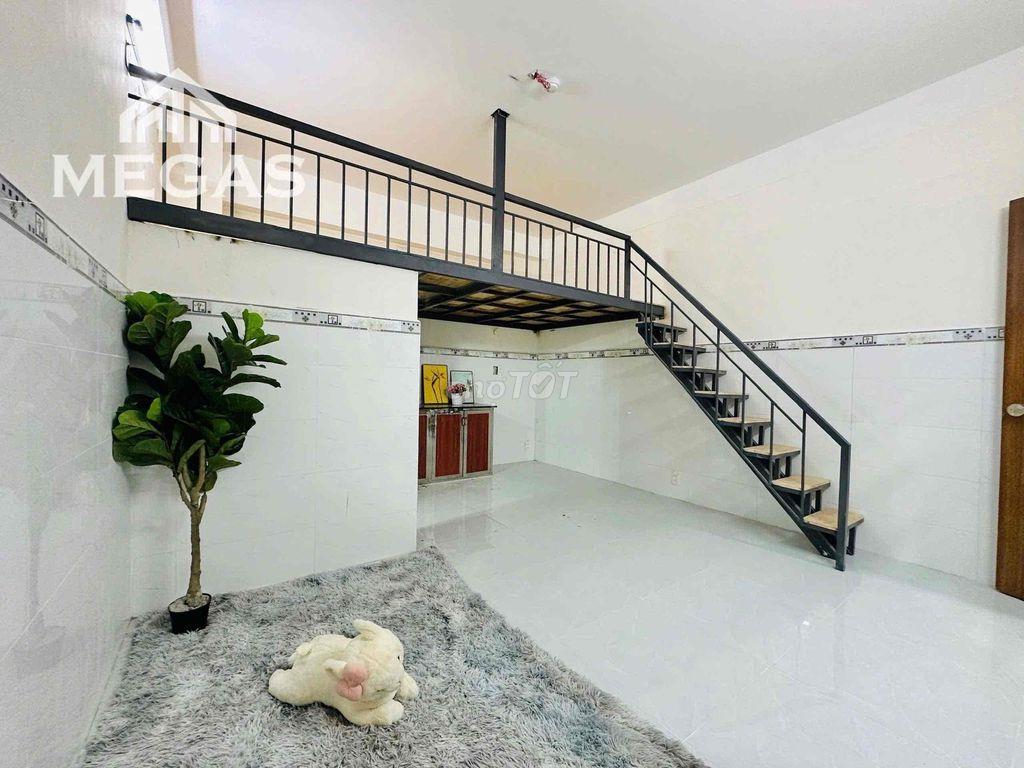 DUPLEX cửa sổ trời/diện tích rộng 35M2 thang máy tại HOÀ BÌNH