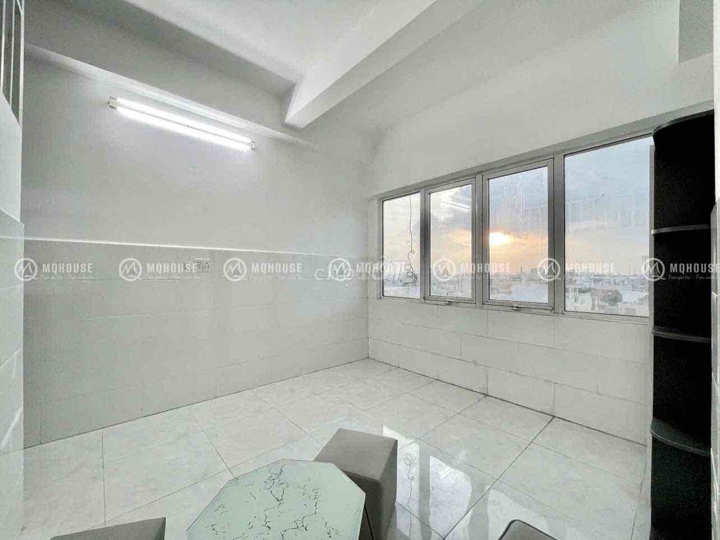 Duplex tách bếp thang máy tại Hoà Bình - Lê Văn Quới 30M2 cần ở ghép
