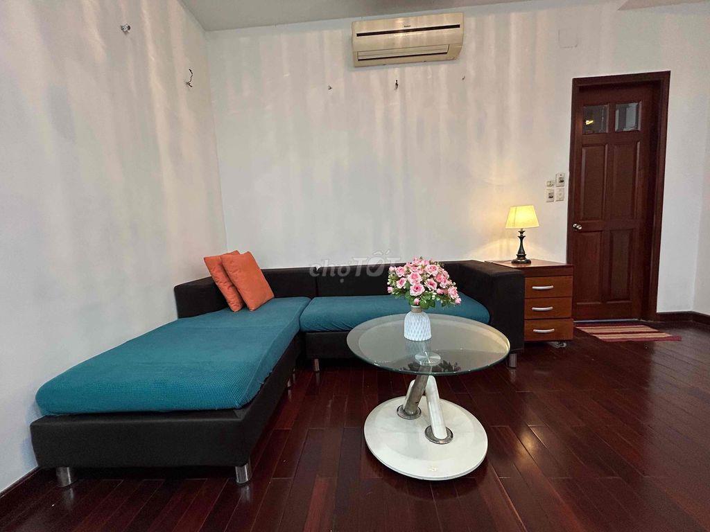Chính chủ Cho thuê căn hộ đẹp khu quận 10,  2PN 2WC