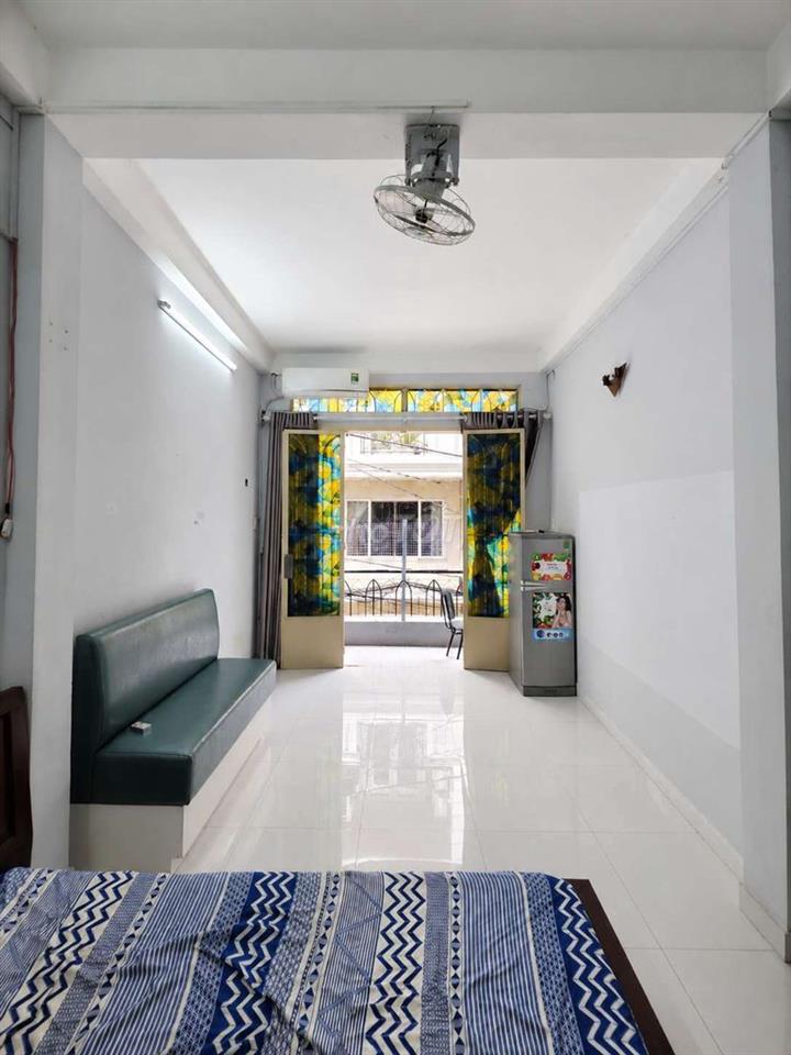 Căn Hộ Studio 40m² Ban Công Thoáng Nguyễn Đình Chiểu