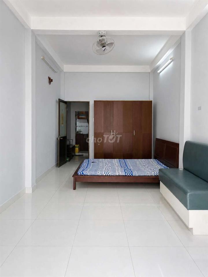 Căn Hộ Studio 40m² Ban Công Thoáng Nguyễn Đình Chiểu