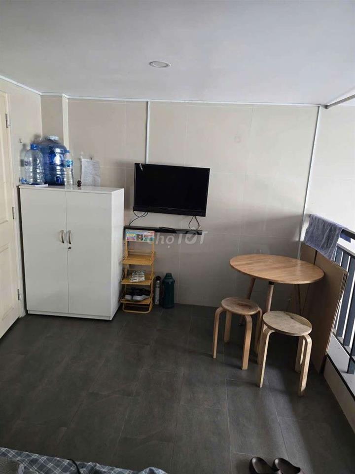 phòng như hình bao luôn điện nước Lạc long quân