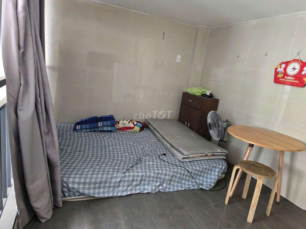 phòng như hình bao luôn điện nước Lạc long quân